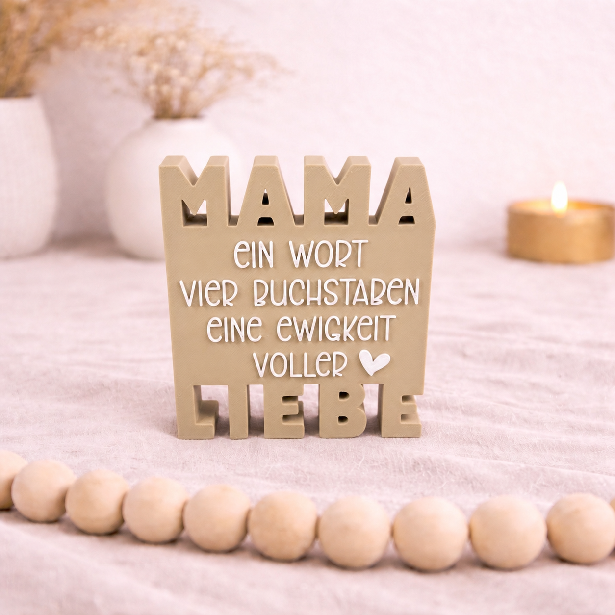 MamaLIEBE Schriftzug – Liebevolles Geschenk zum Muttertag & besondere Anlässe, moderne Wohnaccessoires Beige „Mama Liebe“