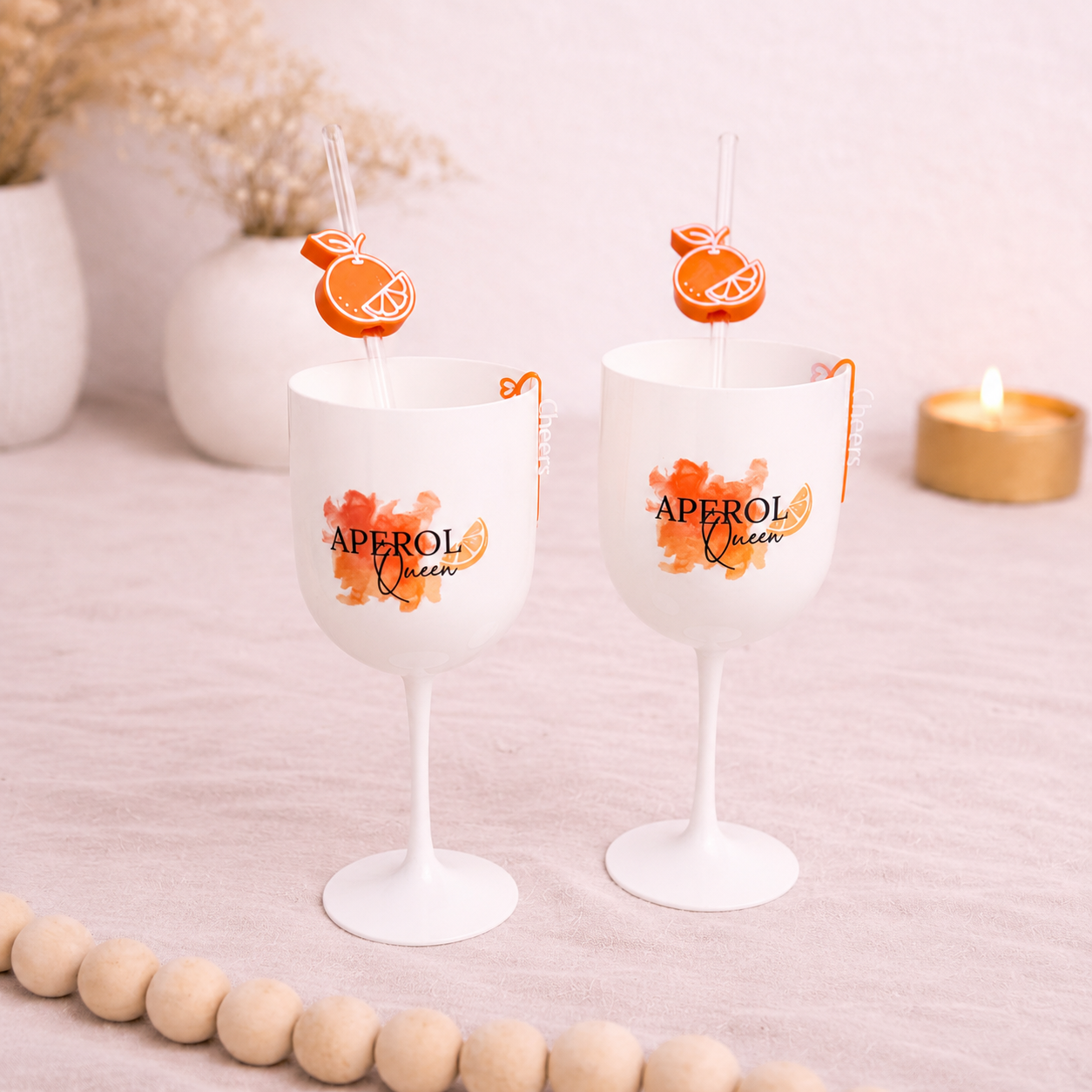 Aperol Queen Glas mit Glasstrohhalm & Cheers Anhänger | Aperol Spritz Geschenk | Cocktailglas für Aperol Fans